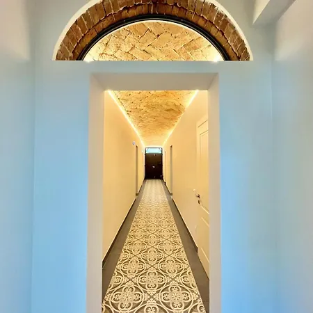 Lucus Apartments, Centro Storico, Con Parcheggio Lägenhet *