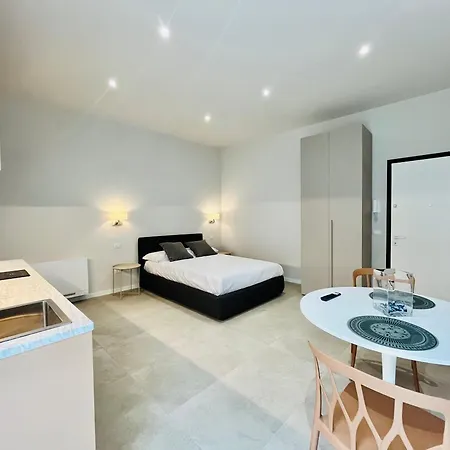 Lägenhet Lucus Apartments, Centro Storico, Con Parcheggio *