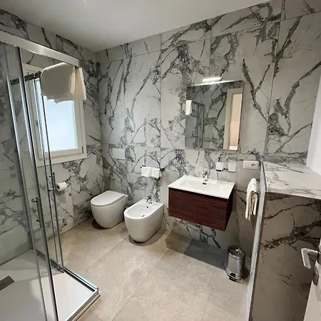 Apartamento Lucus Apartments, Centro Storico-garage-ascensore *
